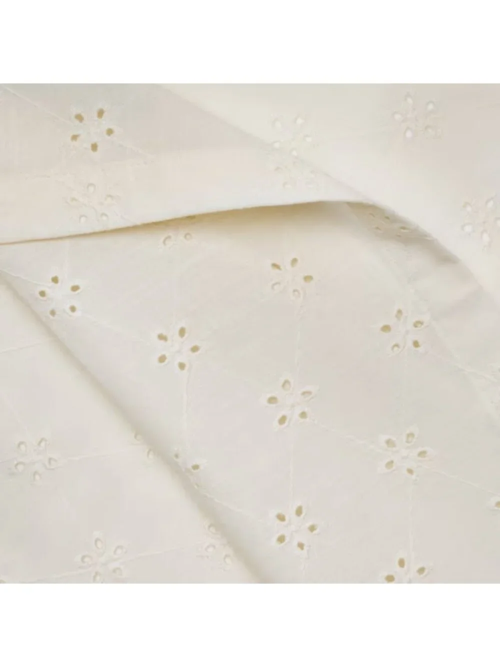The Pioneer Woman this eyelet